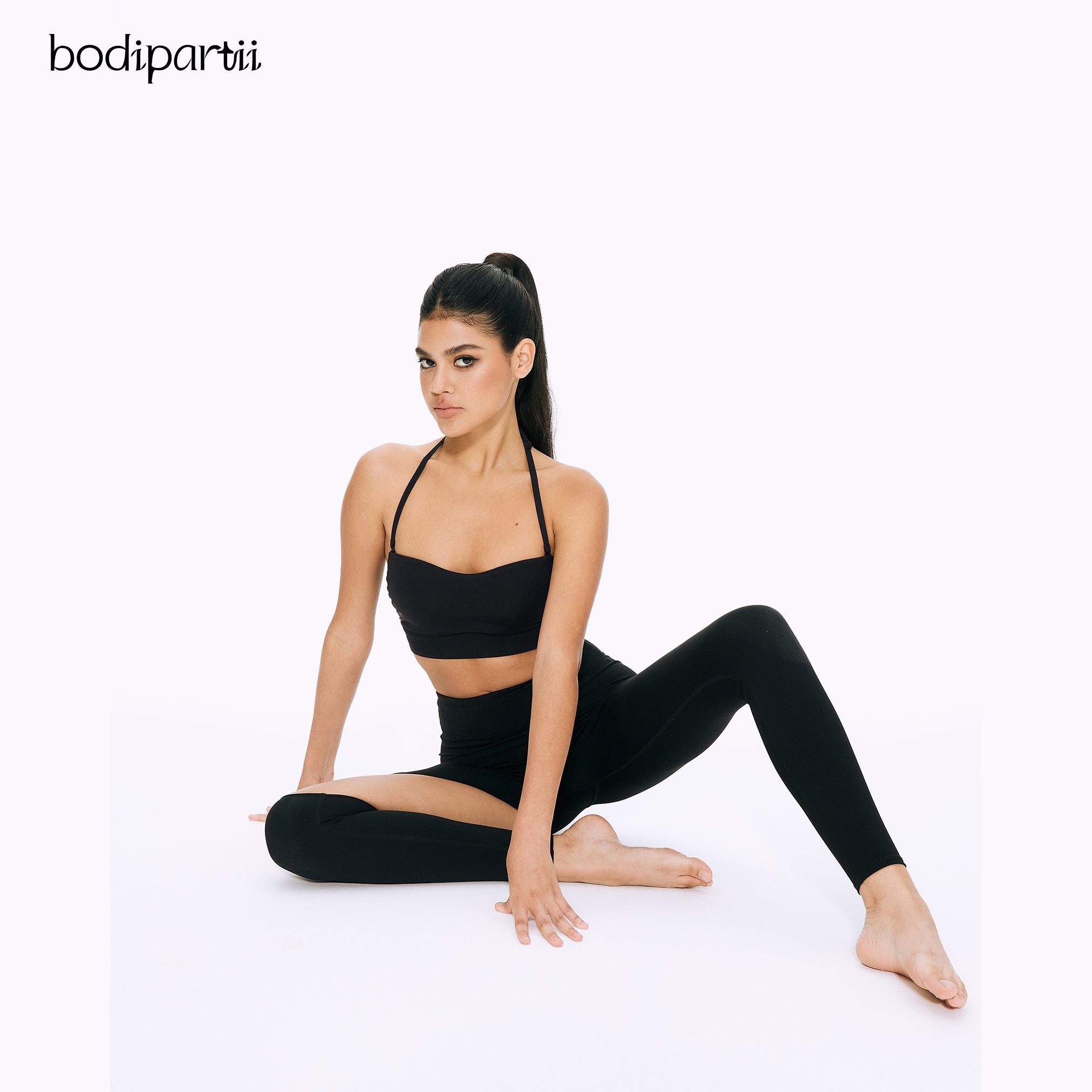 Halter Neck Cutout Slim Fit Workout Crop Top